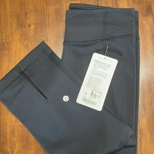 Lululemon athletics black crop pants, NWT.